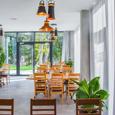 Feriested Osrodek Turystyczny *